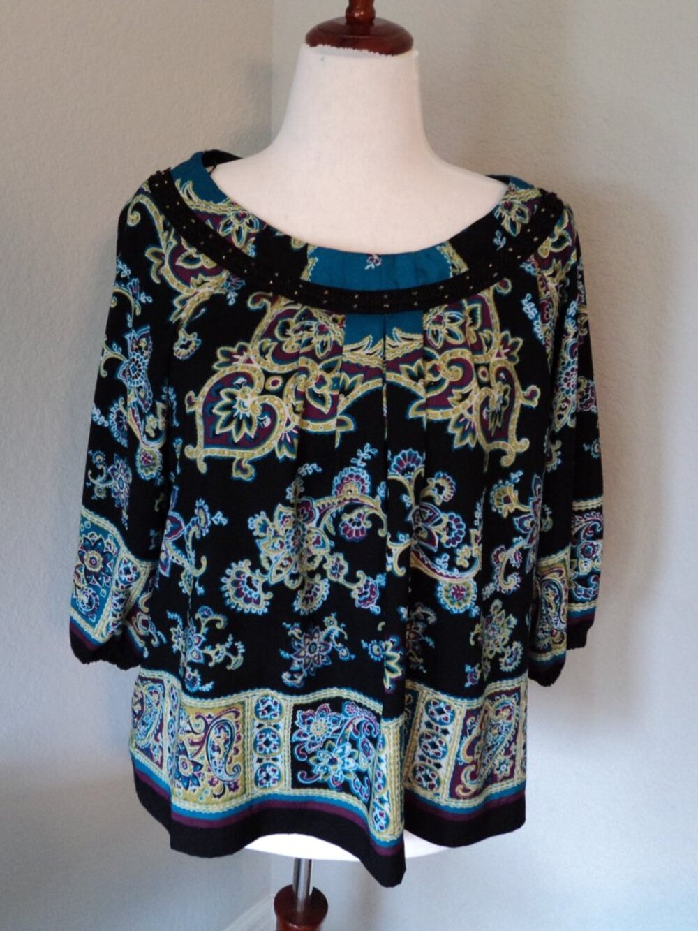 Women's Multi-Colored Top
